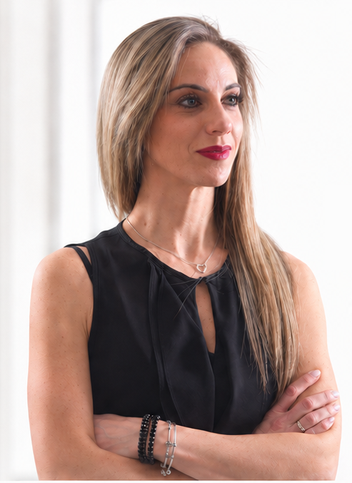 Ritratto della M° Rossella Lo Sapio, docente di Tecnica Classica presso il Teatro San Carlo di Napoli